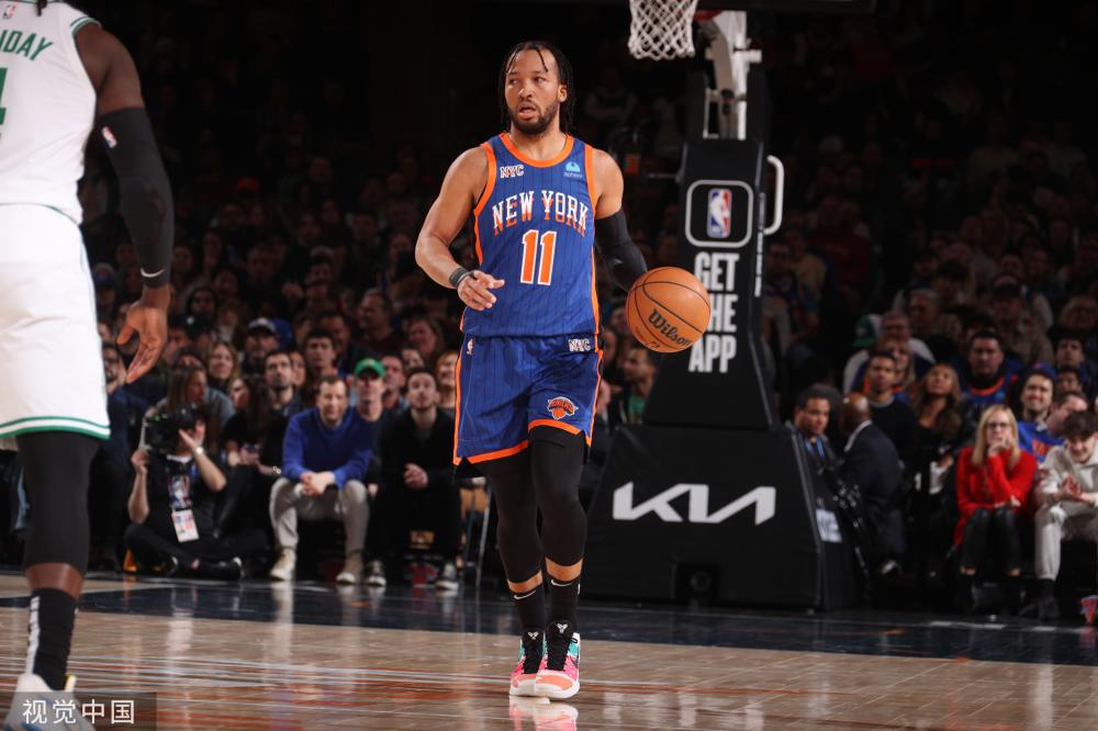 何对手面前 何对手面前