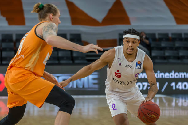 曹缘一直以 曹缘一直以